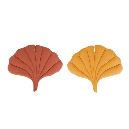 Leaf-Shaped Calming Bed For Pets